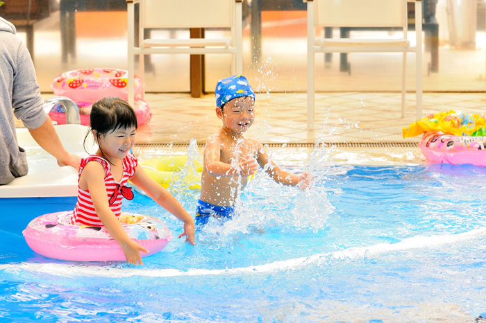 Onsen swimming pool